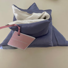 Load image into Gallery viewer, Silk Aromatherapy & Crystal Womb Pillow