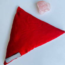 Load image into Gallery viewer, Silk Aromatherapy & Crystal Womb Pillow