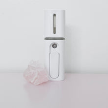 Load image into Gallery viewer, Petite Personal Mist Diffuser