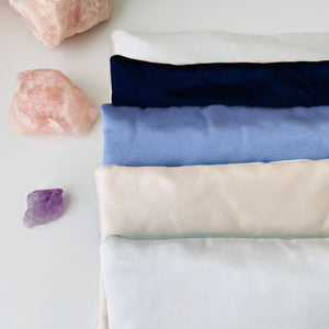 Silk Aromatherapy & Crystal Eye Pillow with Lavender
